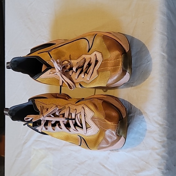 Nike sneakers - Picture 3 of 5